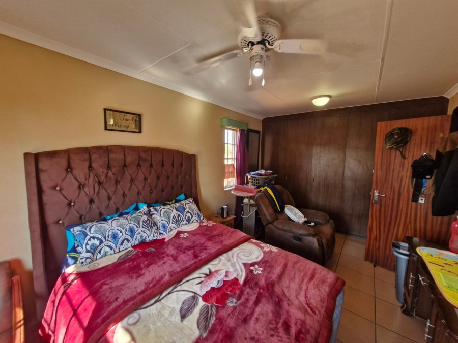 4 Bedroom Property for Sale in Kathu Northern Cape